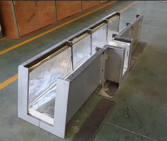 ceramic fiber blanket insulation in aluminum launder and molten metal transfer system