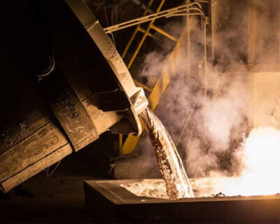 Pure Molten Aluminum