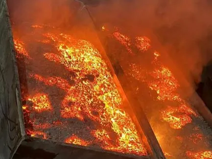 drossing flux In aluminum furnace